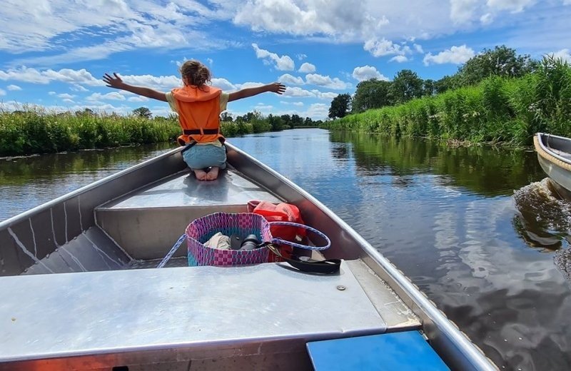 Motorboote Achtsitzer